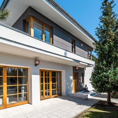 Serenity Prague Villa With Garden Jacuzzi Екстериор снимка