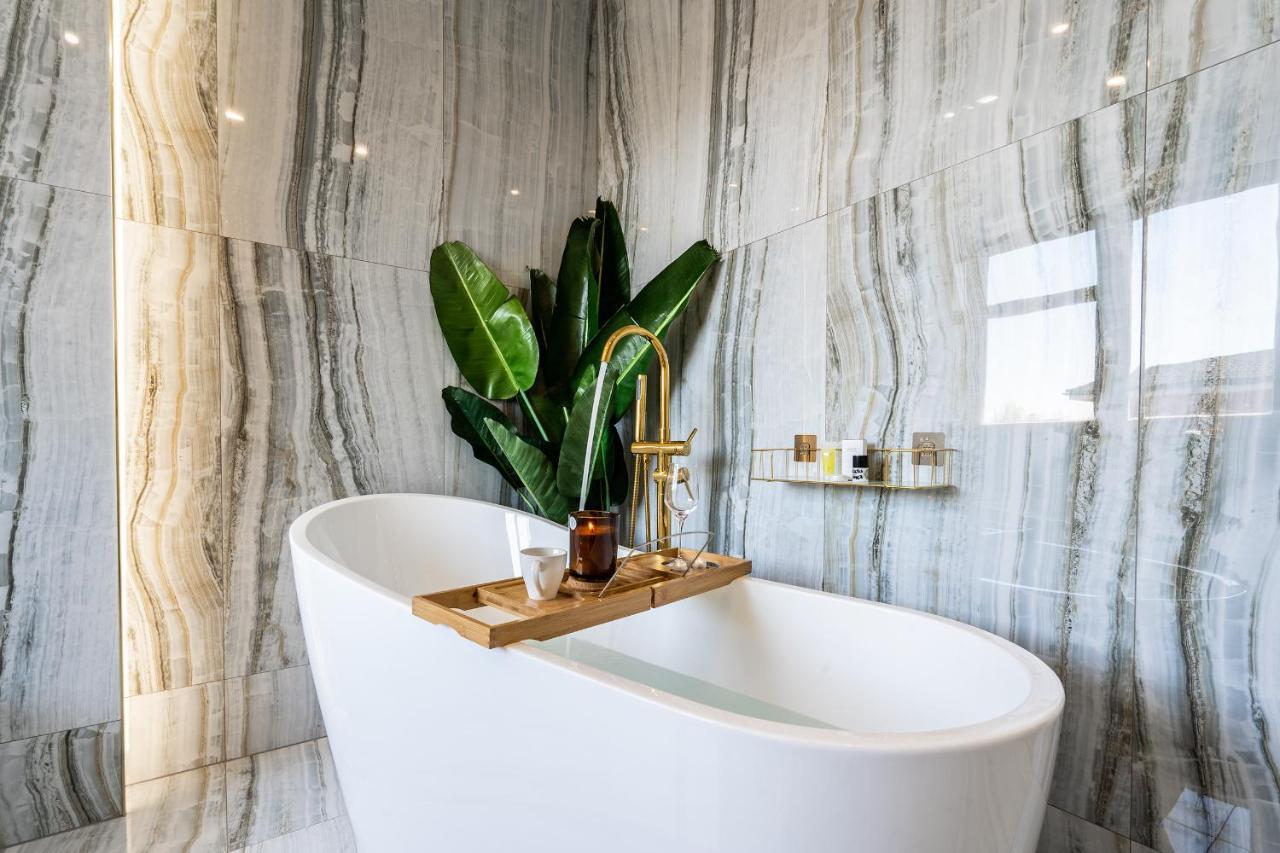 Serenity Prague Villa With Garden Jacuzzi Екстериор снимка