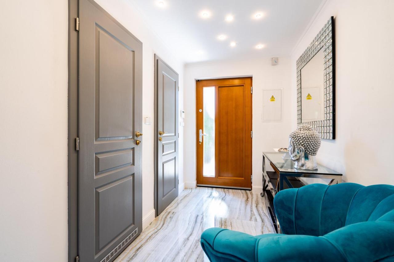 Serenity Prague Villa With Garden Jacuzzi Екстериор снимка